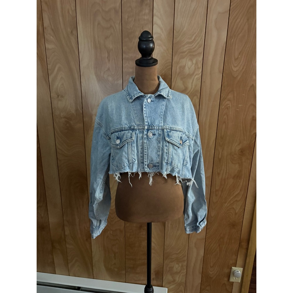 The Vintage Twin Reworked‎ Cropped Denim Jacket Light Wash Raw Hem Womens Small